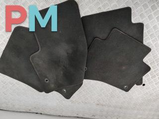 ковер салонный Volkswagen Touareg 1 поколение 2005, 2.5 л., дизель, АКПП, чёрный, внедорожник 5 дв.