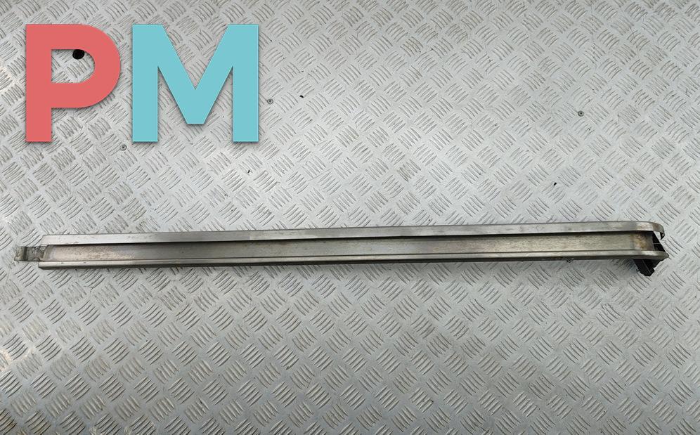 Направляющая сдвижной двери (салазка) правая Citroen Jumper 2 поколение 2008, 2.2 л., дизель, МКПП, белый, микроавтобус - фото №1