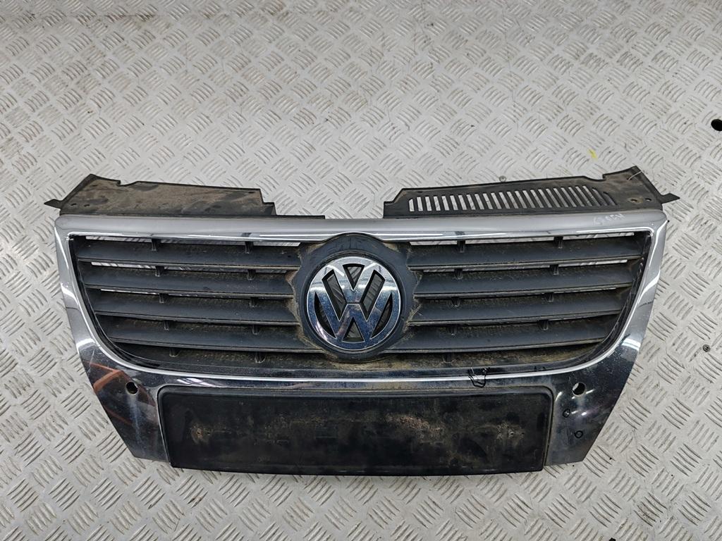решетка радиатора Volkswagen Passat B6 2005, серый, универсал, 3C0853651