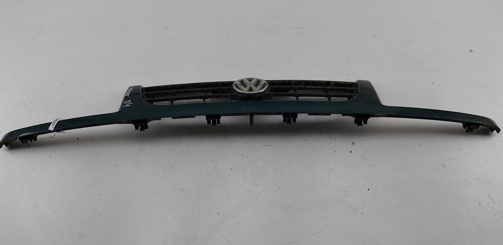 решетка радиатора Volkswagen Vento 1997, зелёный, седан, 1H5853655