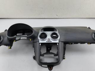панель передняя салона (торпедо) Opel Corsa D 2009, 1.2 л., бензин, МКПП, бежевый, хетчбэк 5 дв., 13184100