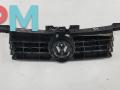 решетка радиатора Volkswagen Bora 1 поколение 2001, серый, универсал, 1J5853653E, 1J5853655C - фото №2