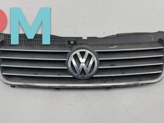 решетка радиатора Volkswagen Passat B5 [рестайлинг] 2005, серый, универсал, 3B0853651L