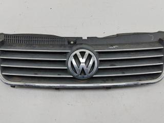 решетка радиатора Volkswagen Passat B5 [рестайлинг] 2005, серый, универсал, 3B0853651L