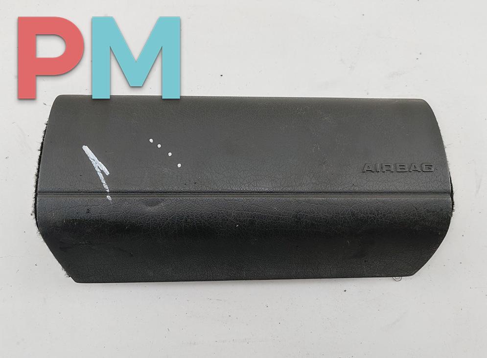 подушка безопасности пассажира Volkswagen Passat B4 1996, 2.0 л., бензин, АКПП, серый, универсал, 3A1880202A - фото №1