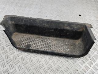 накладка двери (крышки) багажника Volkswagen Transporter T4 1997, 2.4 л., дизель, МКПП, белый, микроавтобус, 701863735A
