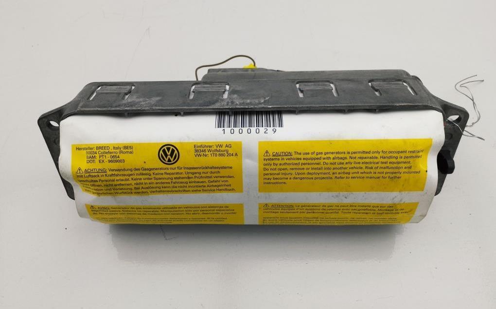 подушка безопасности пассажира Volkswagen Touran 2003, 1.9 л., дизель, МКПП, серый, минивэн, 1T0880204A