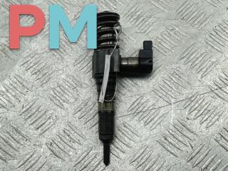 форсунка Volkswagen Passat B6 2006, 2.0 л., дизель, МКПП, чёрный, универсал, 03G130073D