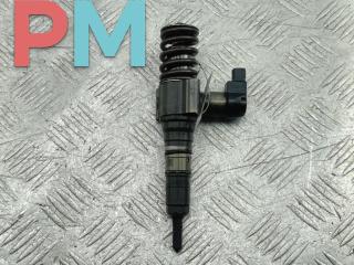 форсунка Volkswagen Passat B6 2006, 2.0 л., дизель, МКПП, чёрный, универсал, 03G130073S