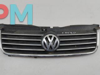решетка радиатора Volkswagen Passat B5 [рестайлинг] 2002, серый, универсал, 3B0853651L