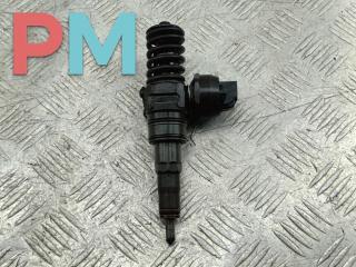 форсунка Volkswagen Passat B6 2006, 2.0 л., дизель, МКПП, чёрный, универсал, 038130073BQ
