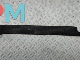 Накладка на порог наружная правая Mercedes-Benz Vito 2001, чёрный, микроавтобус, 6386840721