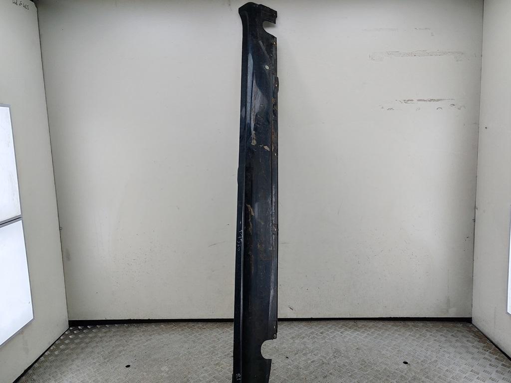 Накладка на порог наружная левая Mercedes-Benz Vaneo W414 2002, чёрный, минивэн, 4146190438 - фото №1