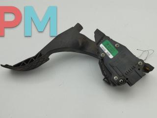 педаль Volkswagen Golf 4 поколение 2000, 1.4 л., бензин, МКПП, серый, хетчбэк 5 дв., 1J1721503J