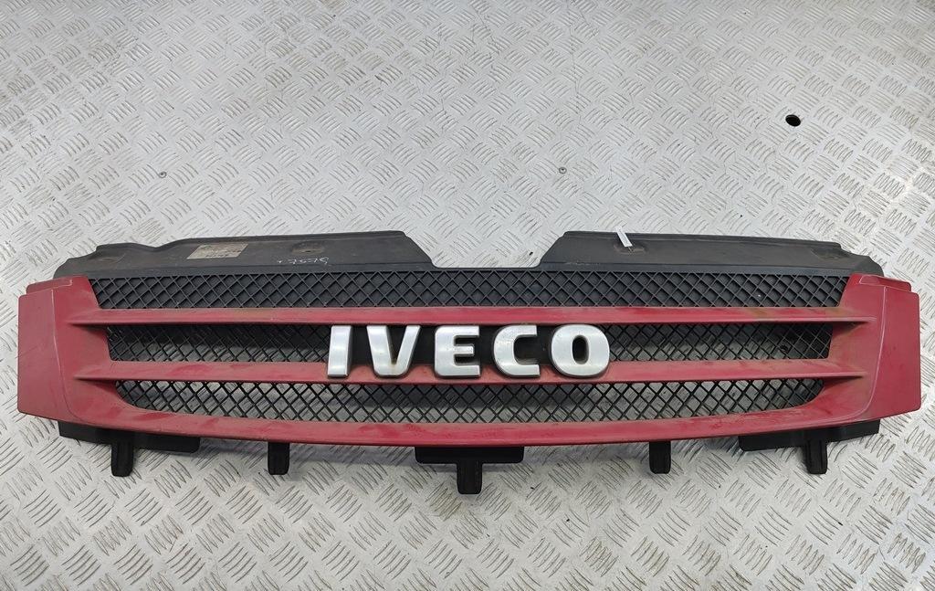 решетка радиатора IVECO Daily 2007, красный, микроавтобус, 38028010138