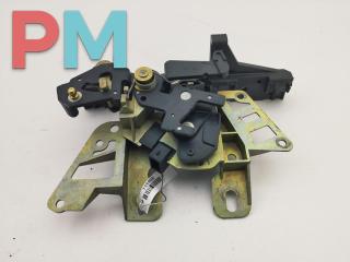 ручка крышки багажника Volkswagen Passat B5 1997, зелёный, седан, 3B0827297