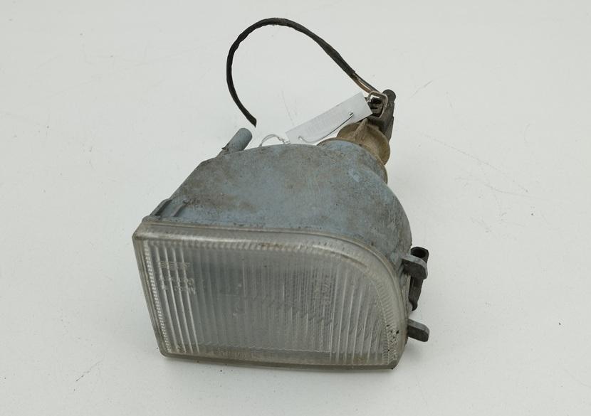 Поворотник (указатель поворота) правый Volkswagen Passat B4 1996, 2.0 л., бензин, АКПП, серый, универсал, 3A0953156