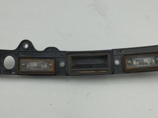 накладка подсветки номера Volkswagen Passat B6 2005, 2.0 л., бензин, АКПП, чёрный, универсал