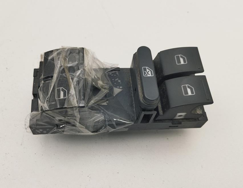 блок управления стеклоподъемниками Volkswagen Passat B6 2006, 2.0 л., дизель, МКПП, чёрный, универсал, 1K4959857A