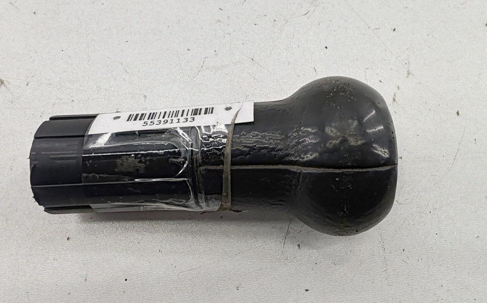 Рукоятка (ручка кулисы) КПП Volkswagen Passat B5 1998, 1.8 л., бензин, МКПП, синий, универсал - фото №1