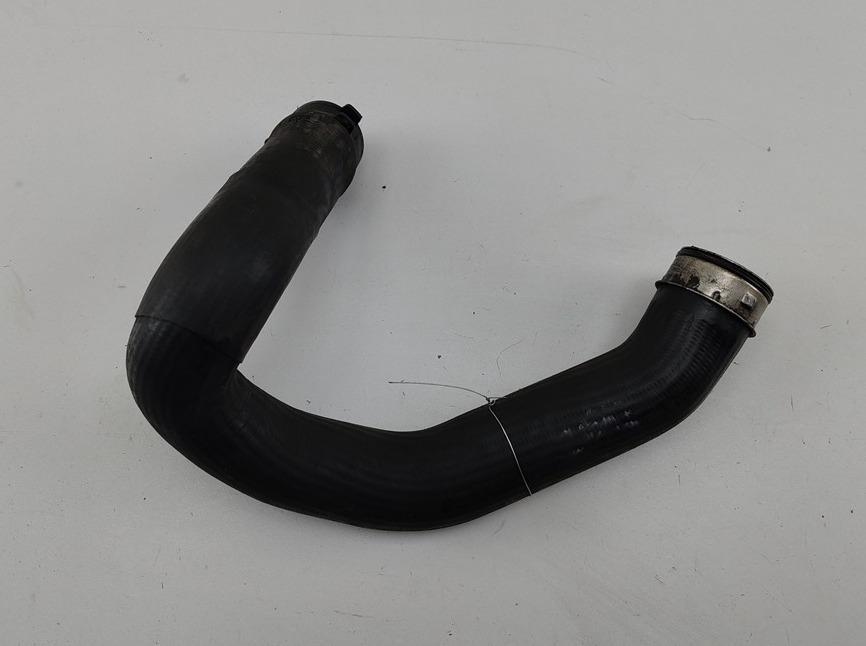 патрубок турбины Volkswagen Passat B6 2005, 2.0 л., бензин, 4B0145737