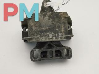 подушка крепления КПП Skoda Octavia mk1 (A4 1U) 2001, 2.0 л., бензин, МКПП, чёрный, универсал, 1J0199555