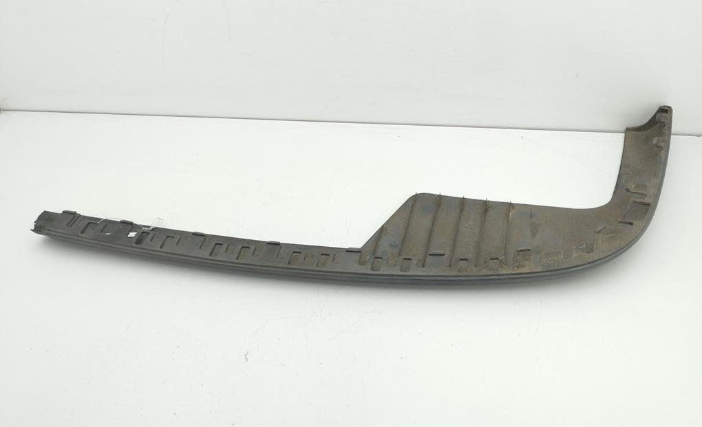 Юбка переднего бампера Volkswagen Passat B4 1996, 2.0 л., бензин, АКПП, серый, универсал, 3A0805903B