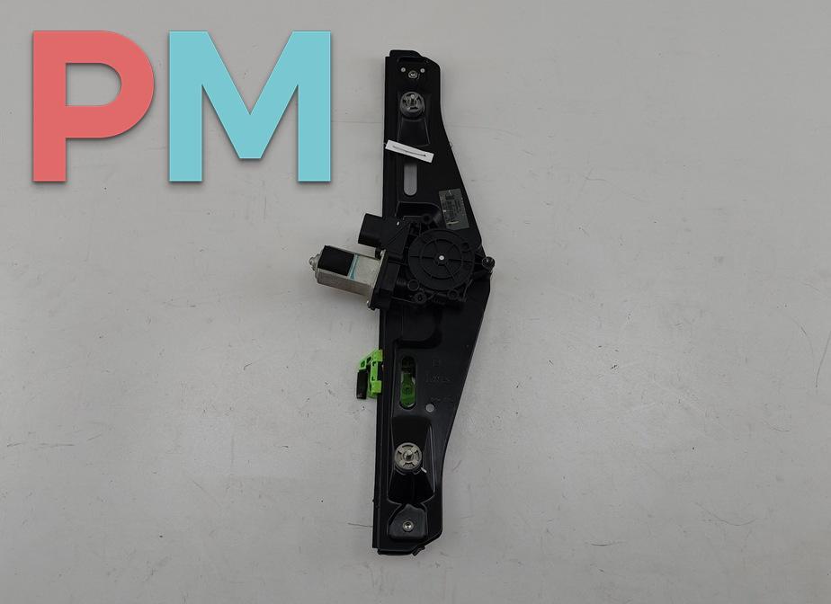 стеклоподъемник электрический задний правый BMW X1 E84 2011, 2.0 л., дизель, АКПП, чёрный, внедорожник 5 дв., 13262410 - фото №1