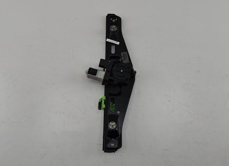 стеклоподъемник электрический задний правый BMW X1 E84 2011, 2.0 л., дизель, АКПП, чёрный, внедорожник 5 дв., 13262410
