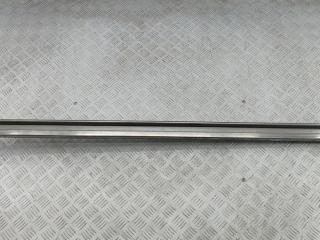 Направляющая сдвижной двери (салазка) правая Volkswagen Crafter 2007, 2.5 л., дизель, МКПП, белый, микроавтобус