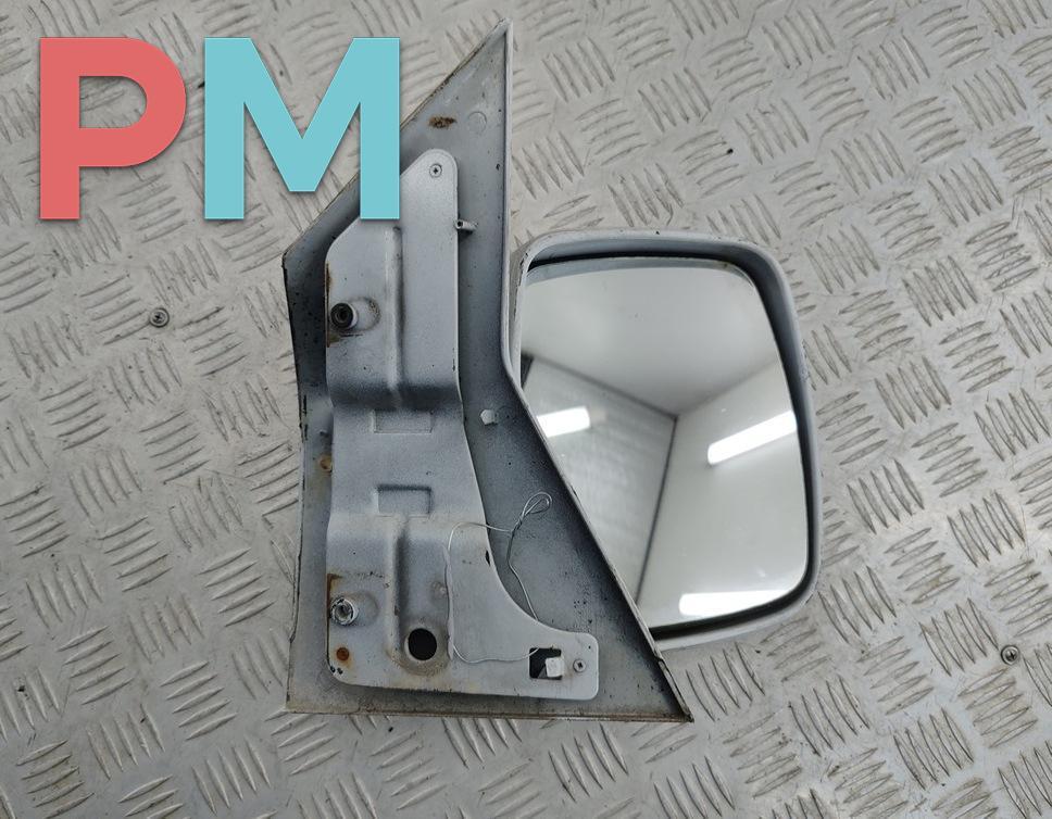 зеркало правое Mercedes-Benz Vito 1999, 2.2 л., дизель, МКПП, белый, микроавтобус - фото №1