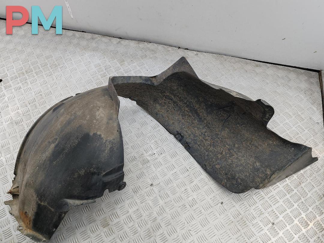 Подкрылок передний правый Volkswagen Transporter T5 2007, 2.5 л., дизель, микроавтобус, 7H0809961B - фото №1