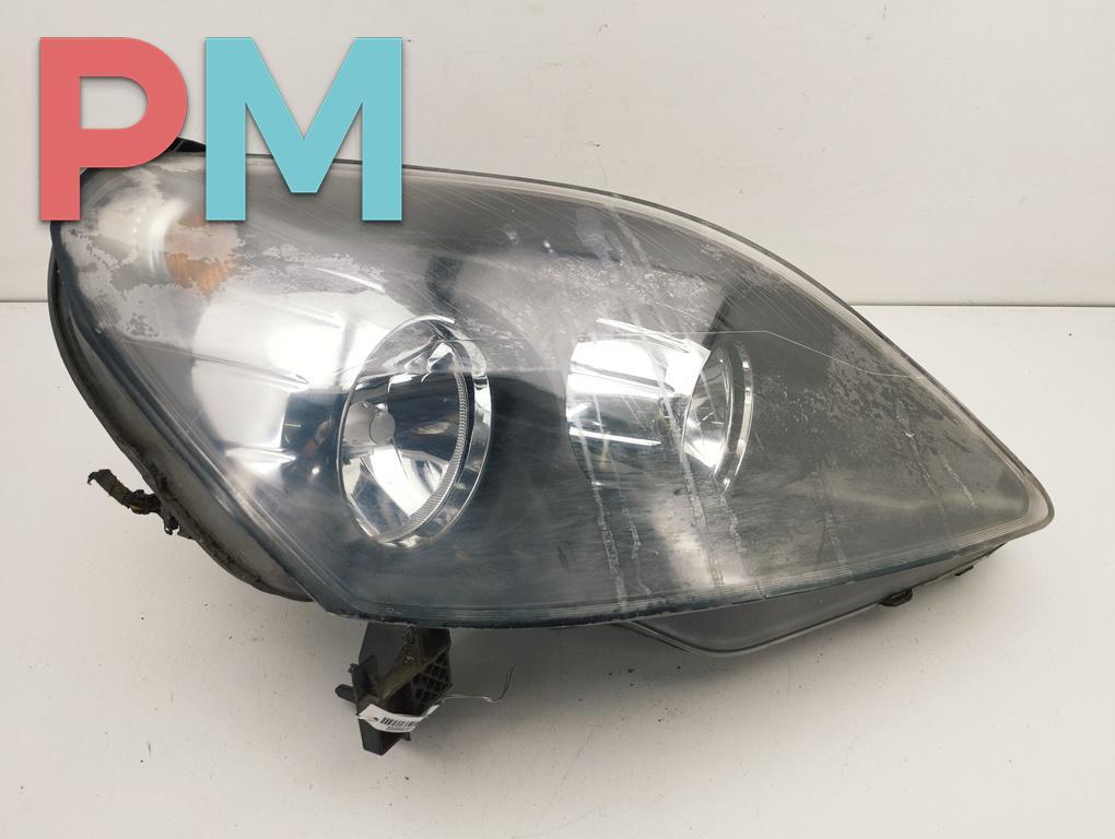 фара правая Opel Zafira 2 поколение (B) 2006, 1.9 л., дизель, МКПП, чёрный, минивэн - фото №1