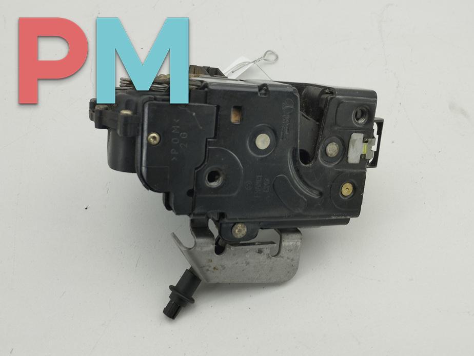 замок двери передней левой Audi A4 B6 2001, 1.8 л., Ti, бензин, МКПП, серый, универсал, 4B1837015G - фото №1