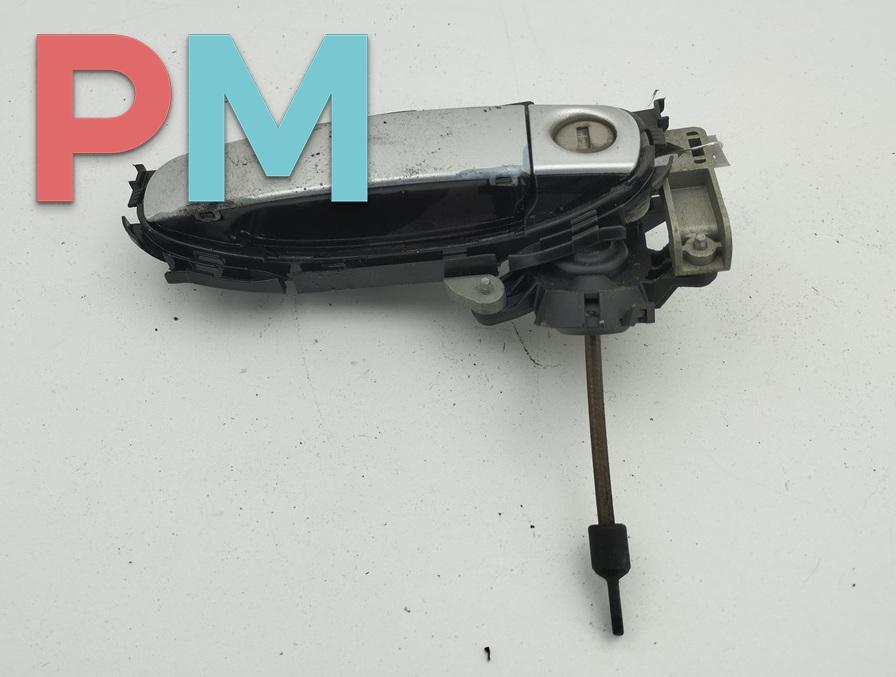 ручка наружная передняя левая Audi A4 B6 2001, 1.8 л., Ti, бензин, МКПП, серый, универсал - фото №1