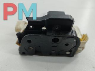 замок двери передней левой Audi A6 4F/C6 2005, 3.2 л., бензин, АКПП, серый, универсал, 4F1837015