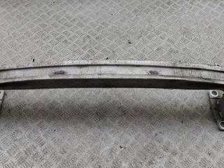 усилитель бампера переднего Renault Megane 3 поколение 2009, 1.4 л., бензин, МКПП, белый, хетчбэк 5 дв.