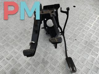 педаль сцепления Volkswagen Transporter T4 1997, 1.9 л., дизель, МКПП, белый, микроавтобус, 701721315B