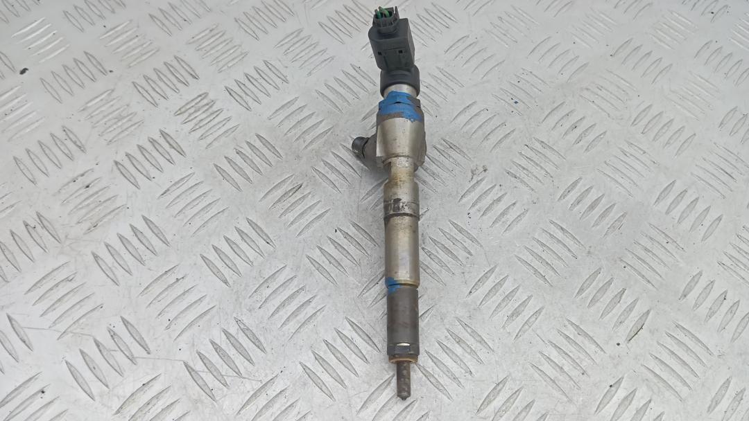 форсунка Nissan Qashqai 2 поколение 2013, 1.5 л., дизель, МКПП, внедорожник 5 дв., H8200704191 - фото №1