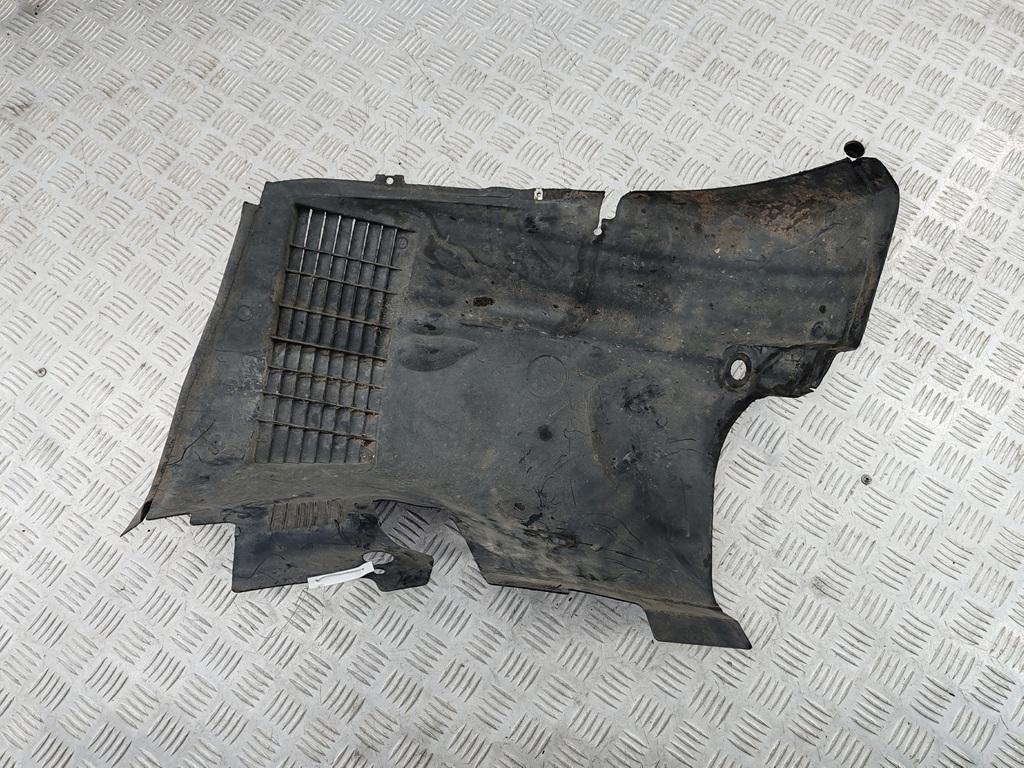 Подкрылок передний правый Renault Scenic I 2001, 1.6 л., бензин, минивэн, 7700841600