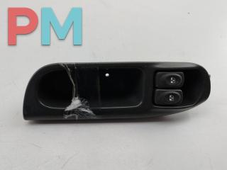 блок управления стеклоподъемниками Renault Scenic 1 поколение [рестайлинг] 1999, 1.6 л., бензин, МКПП, серый, минивэн, 7700431172