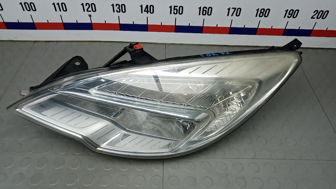 фара левая Opel Meriva 2 поколение (B) 2012, 1.4 л., бензин, МКПП, минивэн - фото №1