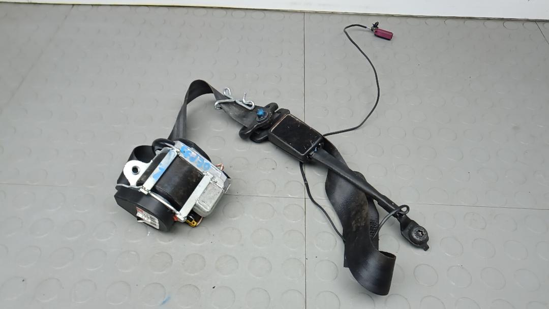 ремень безопасности Ford Focus 3 поколение 2012, 1.6 л., TDCi, дизель, МКПП, хетчбэк 5 дв. - фото №1