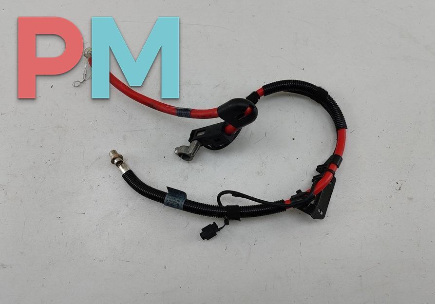 плюсовой провод аккумулятора BMW 7 серия E65/E66/E67 2003, 4.4 л., бензин, АКПП, серый, седан, 6904905 - фото №1