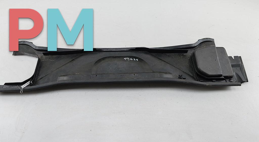 корпус салонного фильтра BMW 3 серия E90/E91/E92/E93 2006, 3.0 л., дизель, АКПП, чёрный, седан, 6924277 - фото №1