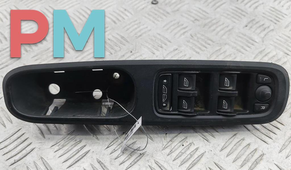 блок управления стеклоподъемниками Volvo C70 2 поколение 2008, 2.5 л., бензин, АКПП, серый, кабриолет, 9466589 - фото №1