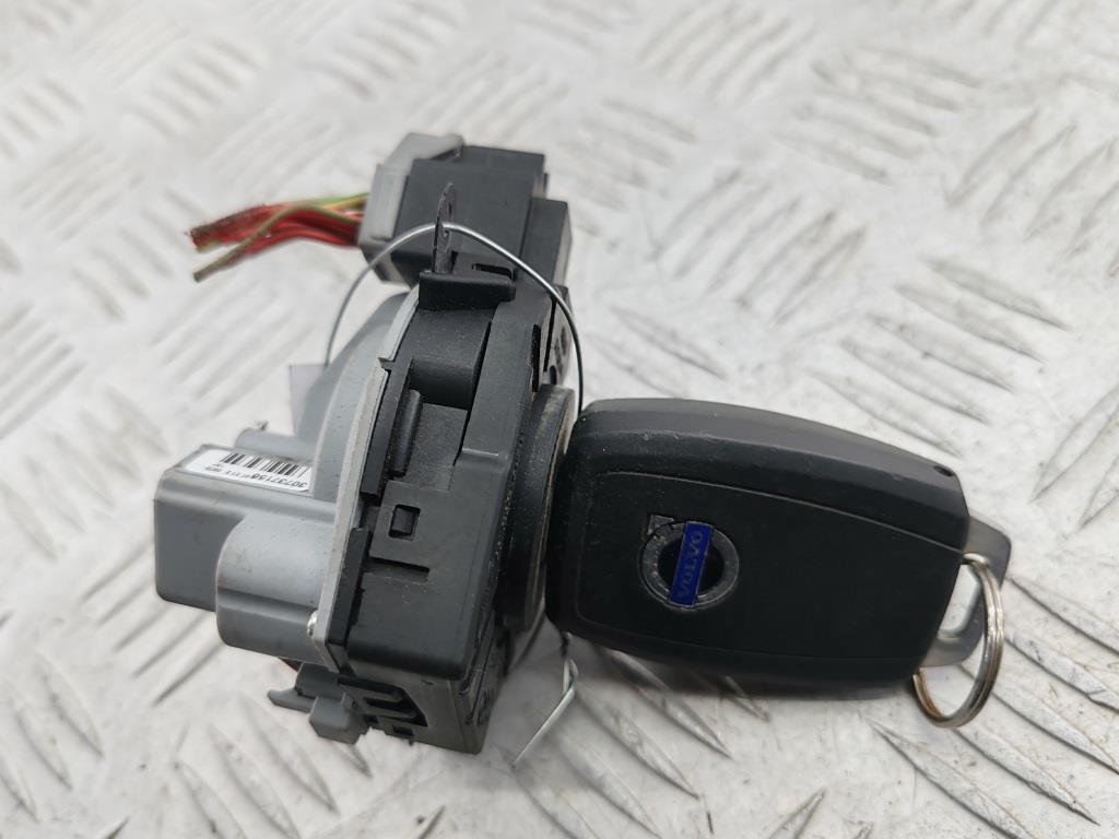 замок зажигания Volvo C70 2008, 2.5 л., бензин, АКПП, серый, кабриолет, 30737156