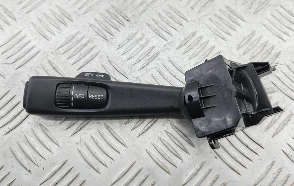 переключатель поворотов Volvo C70 2008, 2.5 л., бензин, АКПП, серый, кабриолет, 17D770