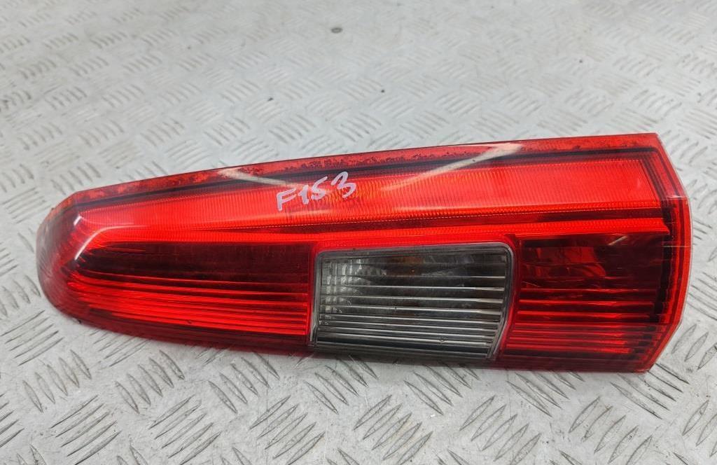 фонарь задний правый Volvo V70 2002, 2.4 л., дизель, АКПП, серый, универсал, 9154494