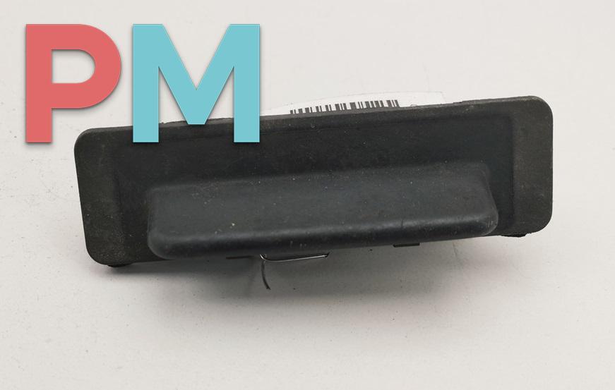 кнопка открытия багажника Renault Laguna 2 поколение 2001, 3.0 л., бензин, АКПП, синий, универсал, 8200002001 - фото №1